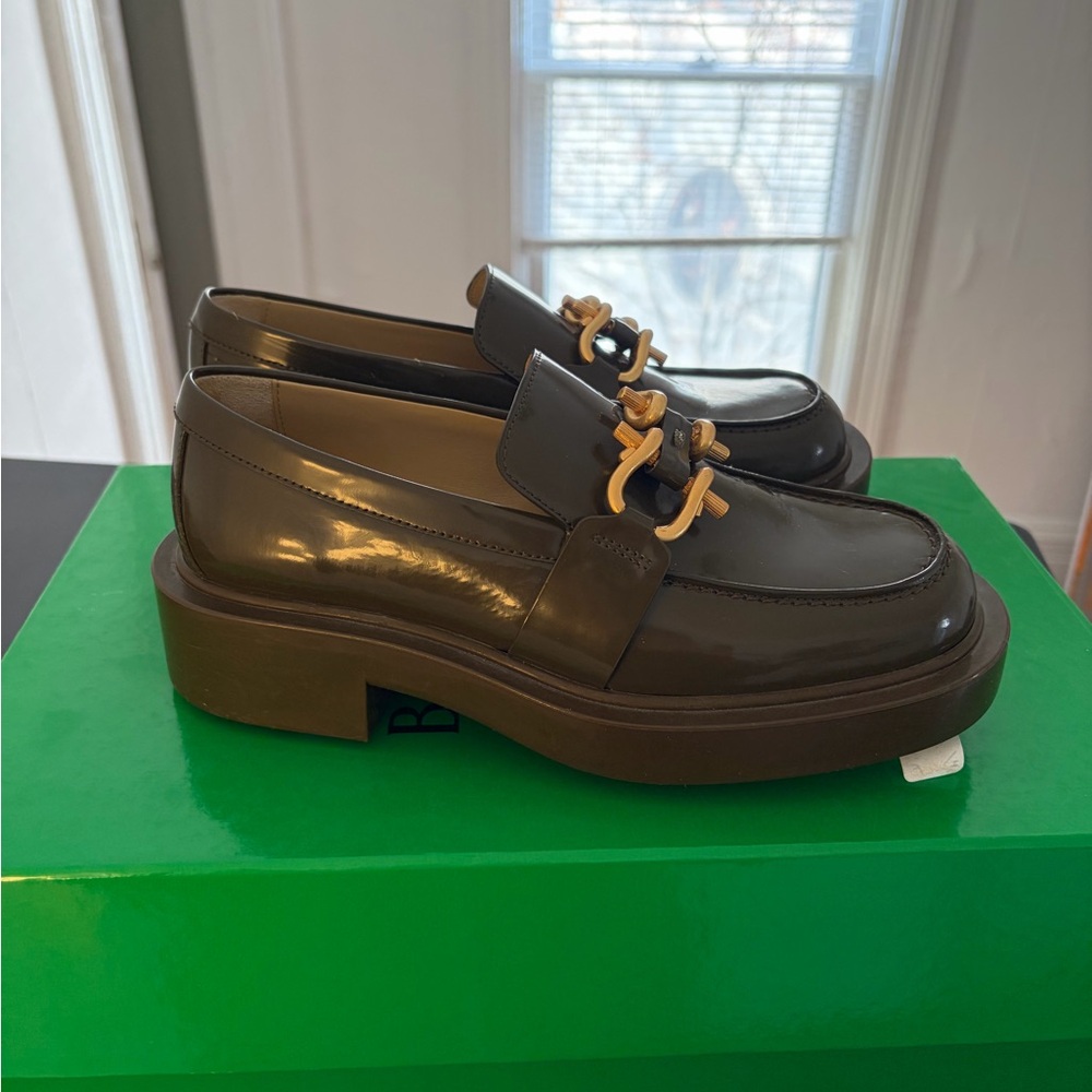 Bottega Veneta Olive Green Loafers with Gold Accents - Picture 3 of 7